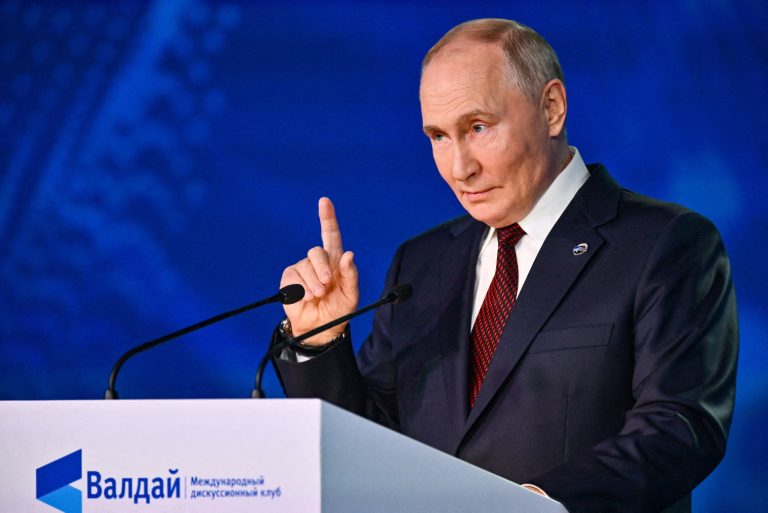 Putin Congratulates 'Courageous’ Trump - Sochi